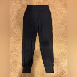 Lululemon Align Joggers. Size 6. Black.